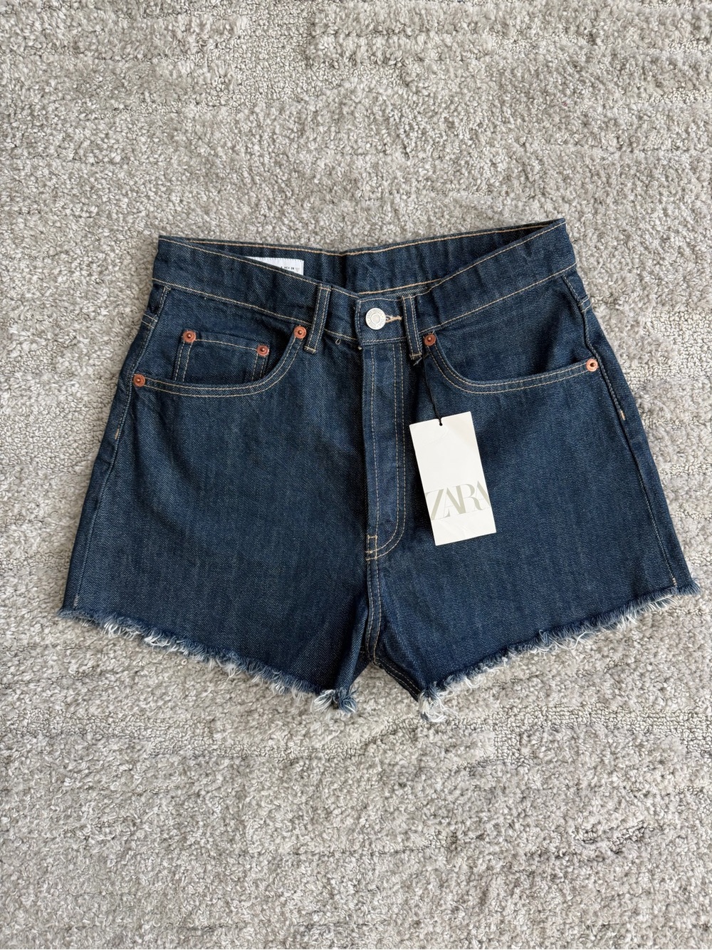 NWT Zara Size 6 High Rise Dark Wash Denim Shorts